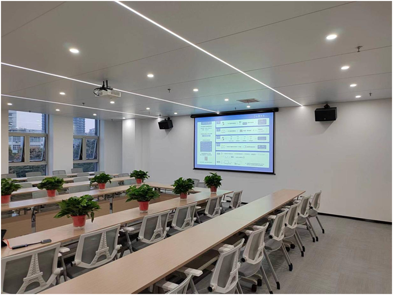 1706774475838447.jpg 231.jpg